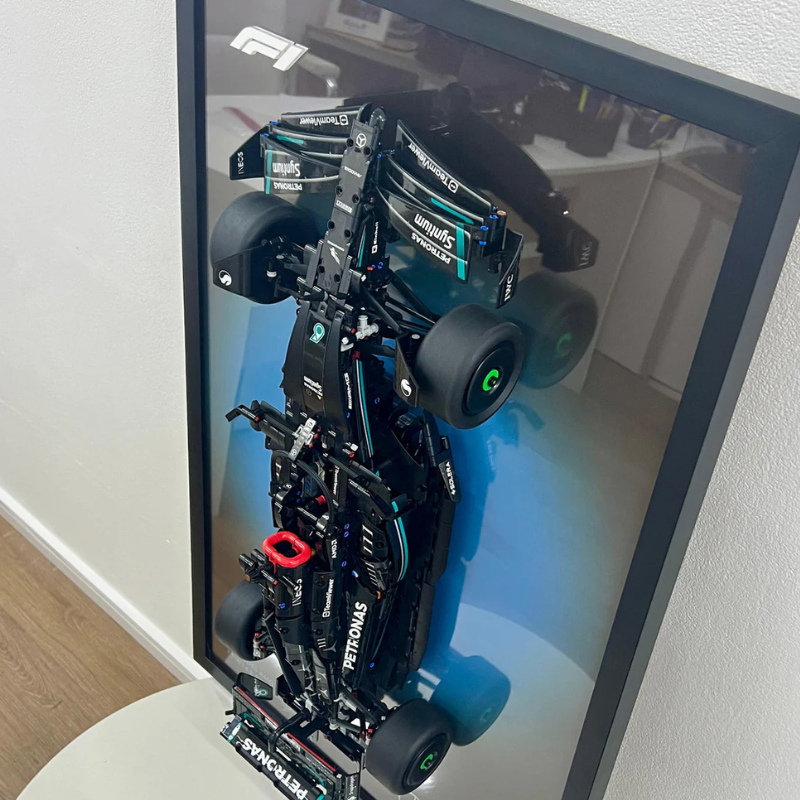 Formula 1 Mercedes W14 - 6 Frame